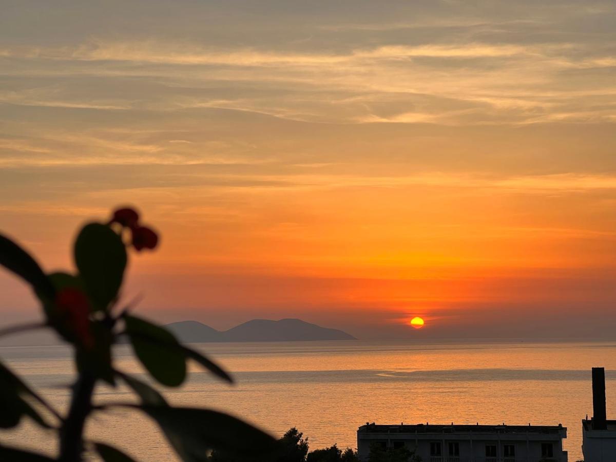 Sunny Breeze Apartment Vlorë Exterior foto